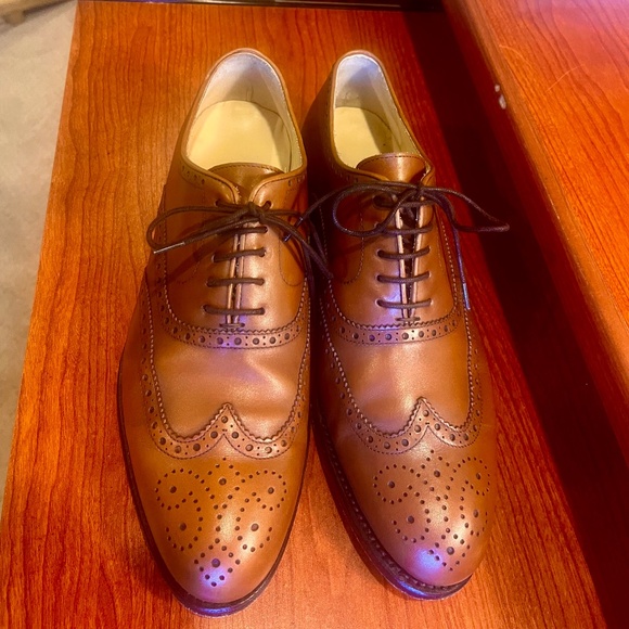 Brown wingtips size 9 1/2 main image 5